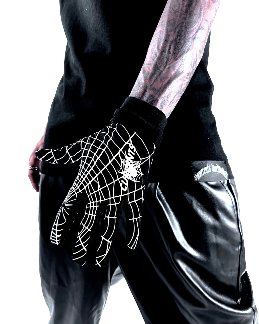 Spiderweb Gloves V1