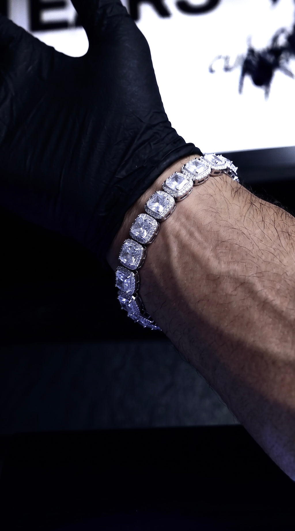10mm Baguette Cluster Tennis Bracelet - White Gold